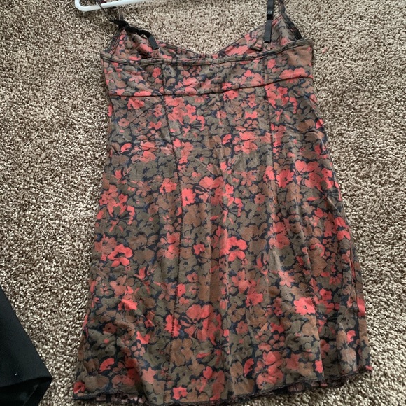 Aritzia Wilfred size medium tank - Picture 2 of 3